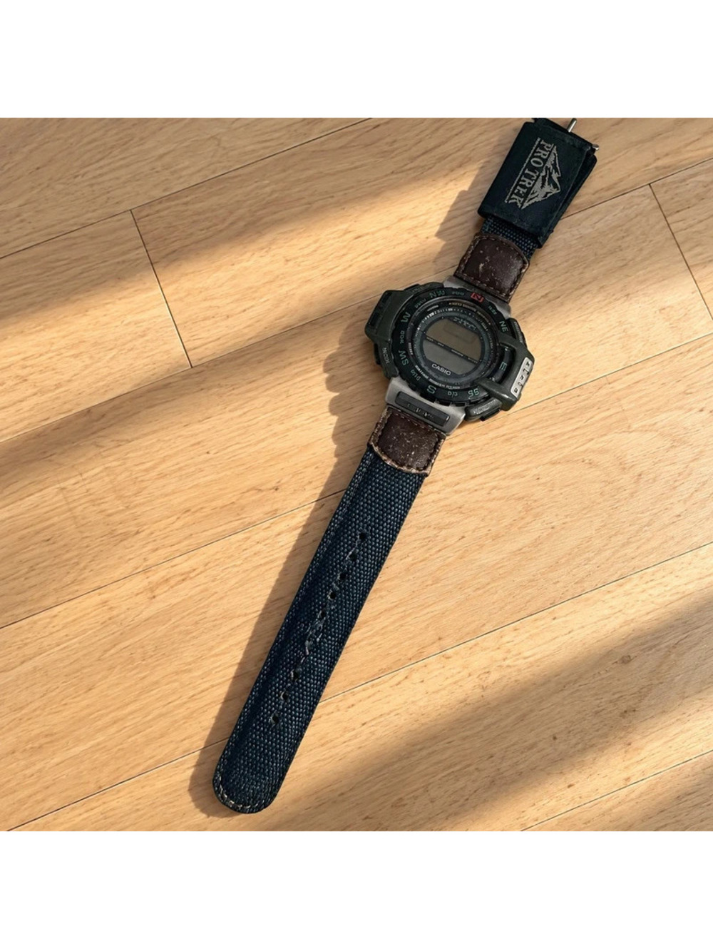 Vintage Casio Pro Trek PRT-40 Module 1470 Triple Sensor Japan Watch